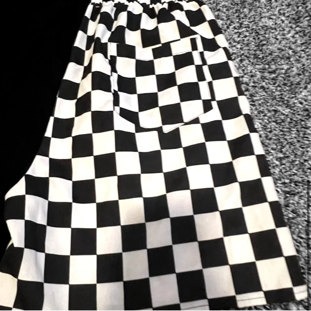 Black & White SHEIN “BLACK SWITCHES” Shorts - Picture 3 of 4